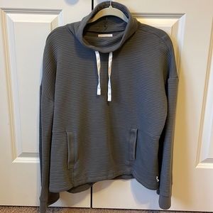 UpWest pullover